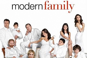 阿里云《摩登家庭Modern Family》第1-11季全集254集高清1080P网盘下载